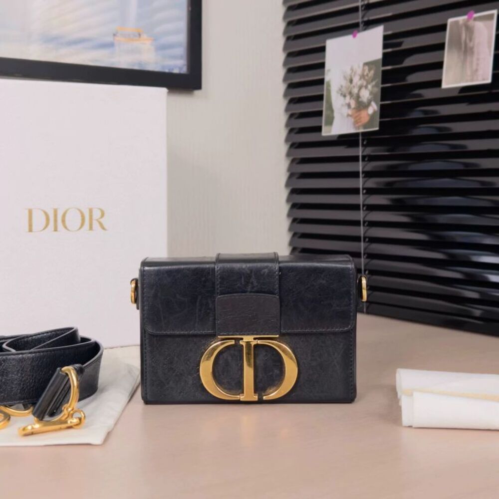 Dior Women Pre-Loved Bag Very Good Condition